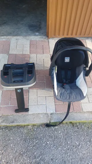 Portabebés Peg Perego con base isofix
