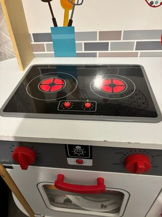 Cocinita de madera para niños