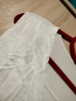 Blusa blanca bohemia oversize lisa suave