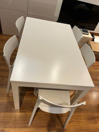 Mesa y 4 Sillas IKEA Blanca