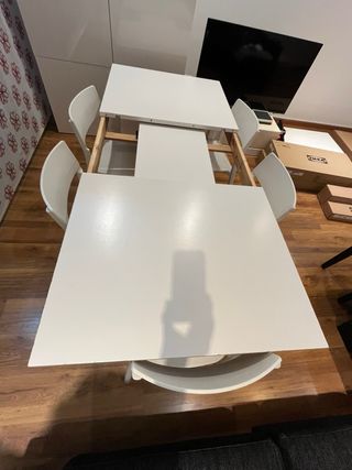 Mesa y 4 Sillas IKEA Blanca