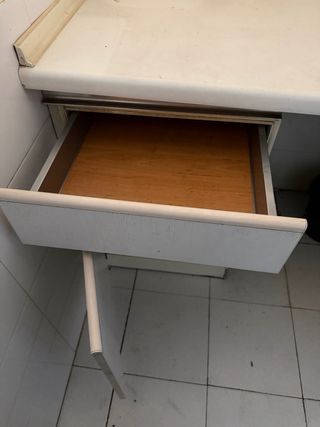 Mueble lavadero con tendedero
