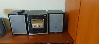 Cadena de música Philips RADIO/CD/ CASSETTE