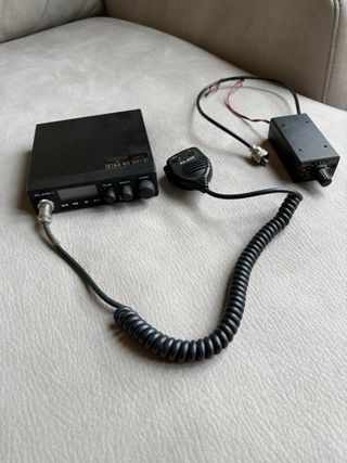 Emisora Alan 78 con amplificador