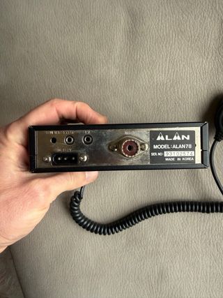 Emisora Alan 78 con amplificador
