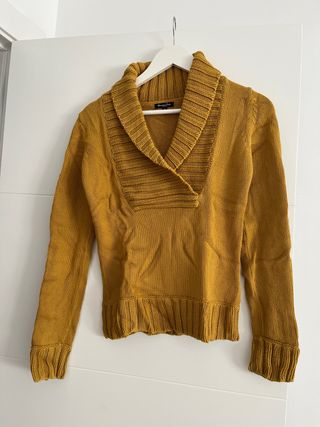 Jersey Massimo Dutti Mostaza Cuello Pico