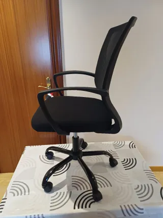 Se vende silla de escritorio nueva