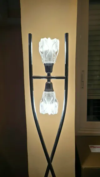 Lámpara de pie moderna