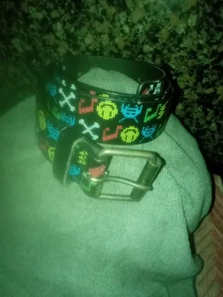 Cinturón cuero negro calaveras retro videojuegos