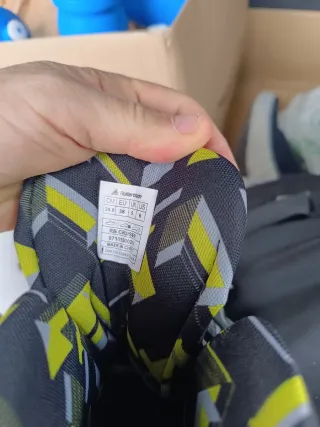 Patines en línea Rollerblade y casco