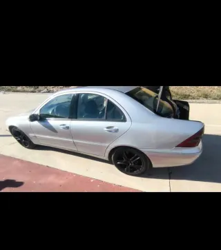 Mercedes-Benz Clase C 2001 Negociable
