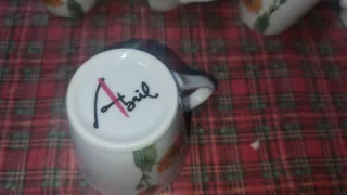 Juego de tazas de porcelana con flores
