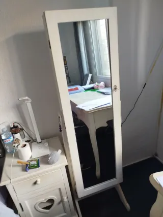 Armario Joyero con Espejo y pie