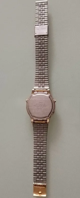 Reloj de pulsera Casio Dorado