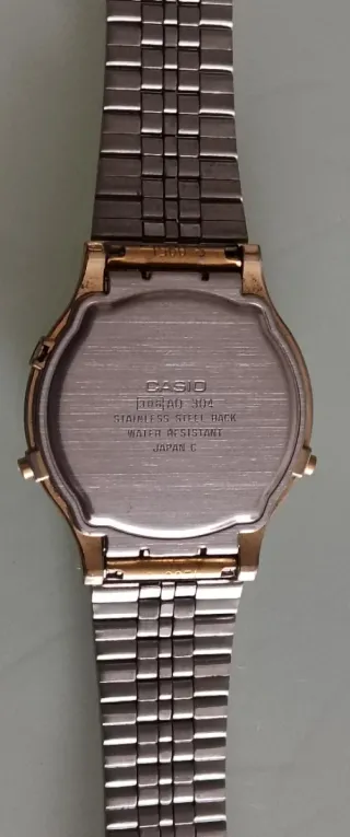 Reloj de pulsera Casio Dorado