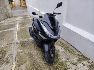 Honda PCX 125 Negra
