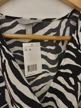 Blusa H&M Cruzada Estampada Animal Print XS