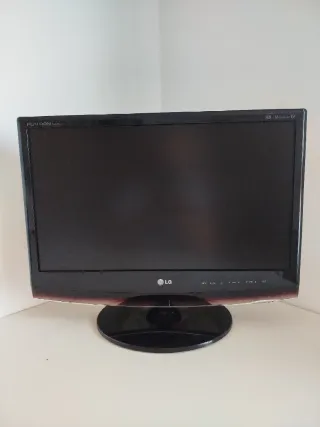 TV LG Flatron HD Monitor M2062D