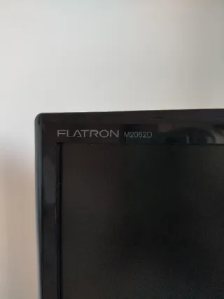 TV LG Flatron HD Monitor M2062D