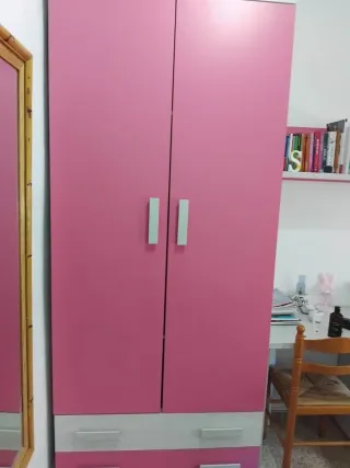 Dormitorio juvenil con cajones