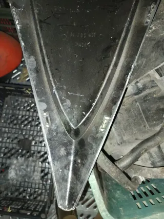 Tapa frontal Peugeot Jetforce 50