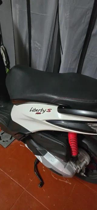 Piaggio Liberty 125 S Scooter