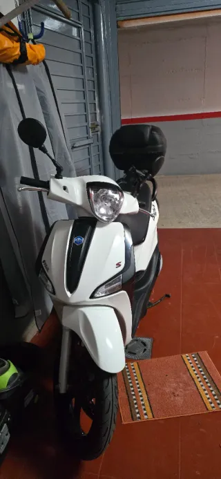 Piaggio Liberty 125 S Scooter