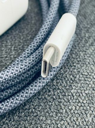 Cargador Apple 30W USB-C Power Adapter A2164