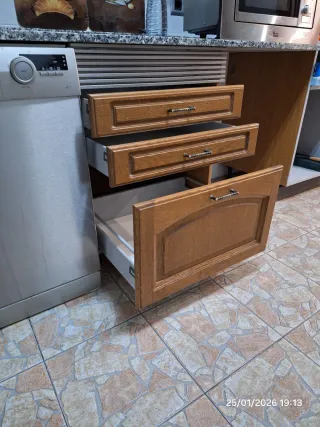 Muebles de cocina madera y cristal
