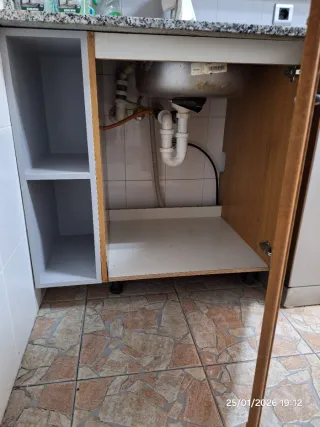 Muebles de cocina madera y cristal