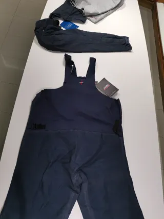 Pantalones náuticos Musto azules