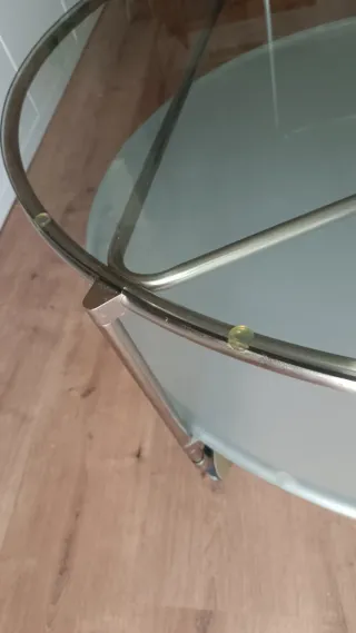 Urge vender por mudanza. Mesa centro cristal y met