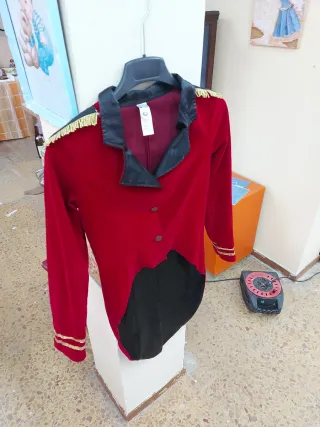 Disfraz Jefe Pista Circo Rojo y Negro