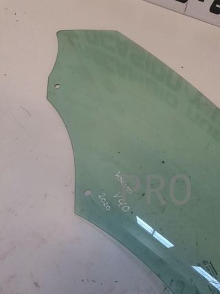 cristal volvo v40 izquierdo usado