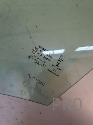 cristal volvo v40 izquierdo usado