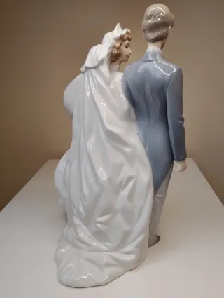 NAO BY LLADRÓ Figura Novios