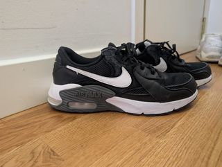 Nike Air Max Excee Talla 44.5 Negras