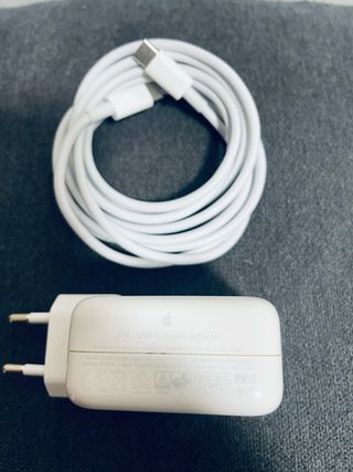 Cargador Apple 30W USB-C Power Adapter A2164