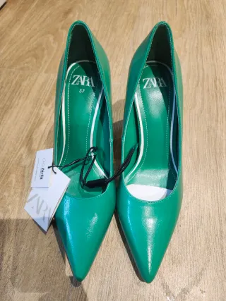 Zapatos de tacón verdes