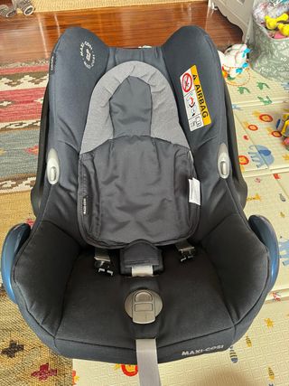 Silla coche bebé Maxi-Cosi 0-12 m y funda Vichy
