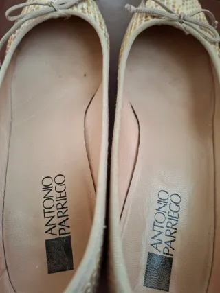 Zapatos planos Antonio Parriego piel