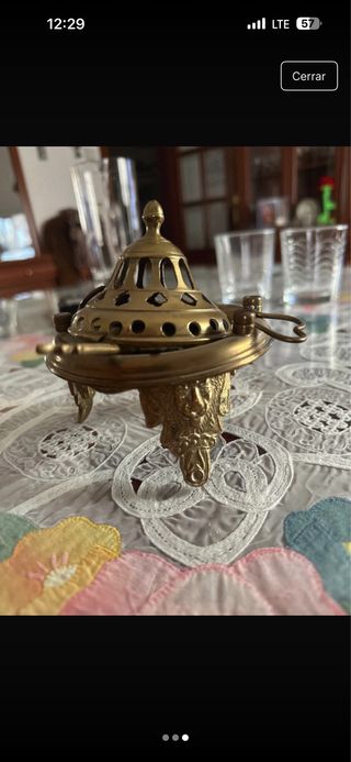 Brasero antiguo de bronce, decoración