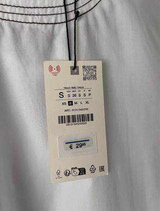 Blusa Zara blanca con pespuntes