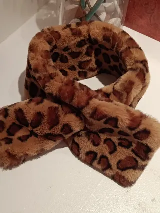 Cuello de leopardo para mujer