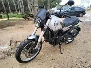 Benelli Leoncino 500 Trail