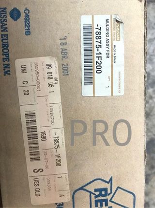 Moldura aletin trasero terrano