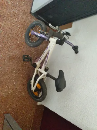 Bicicleta infantil SPECIALIZED