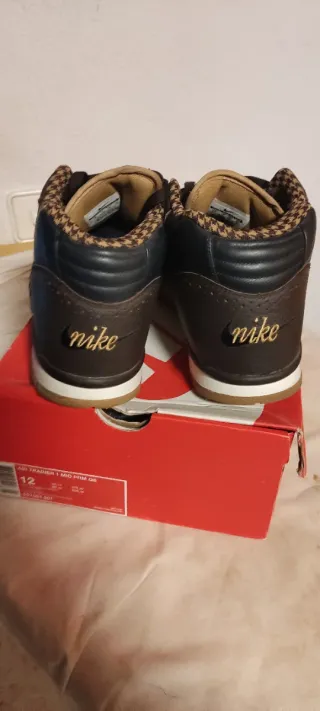 Nike Air Trainer 1 Mid PRM QS Marrón/Dorado