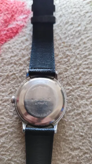 Reloj Timex Automático Negro y Plateado