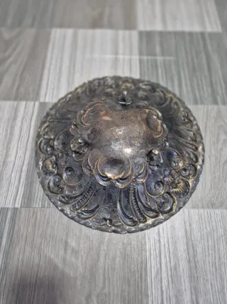 Porta frutta decorato in argento 1000